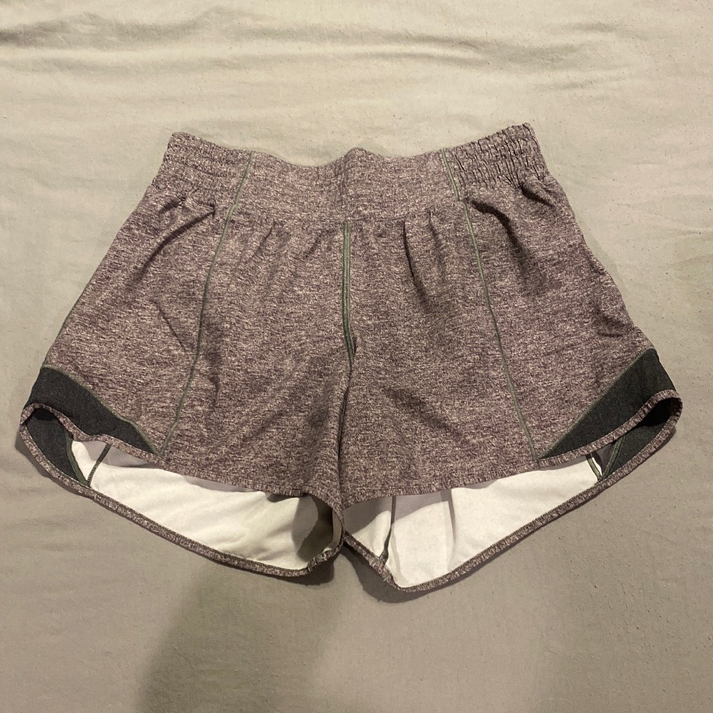 Lululemon Hotty Hot high rise lined shorts 4”